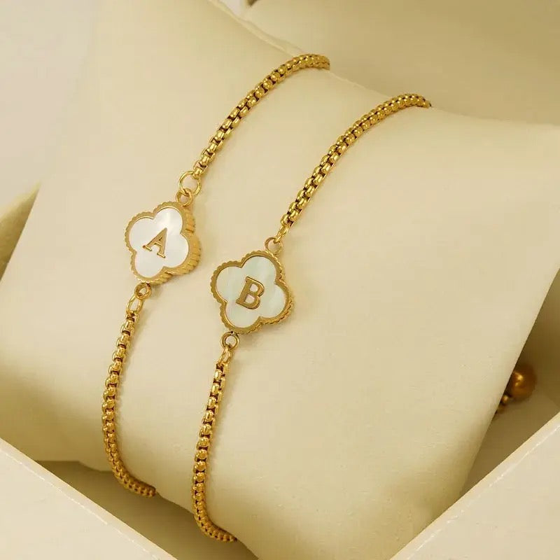 Personalised Gold A-Z Initial Clover Letter Bracelet