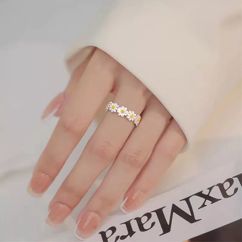 Adjustable shop daisy ring