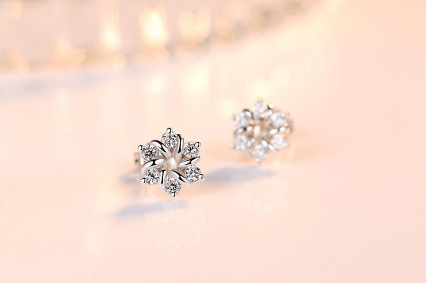 925 Sterling Silver Zircon Flower Earrings